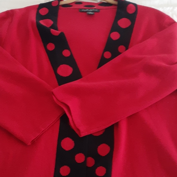 Designers Originals red Bumble Bee cardagan sweater s… - Picture 6 of 12